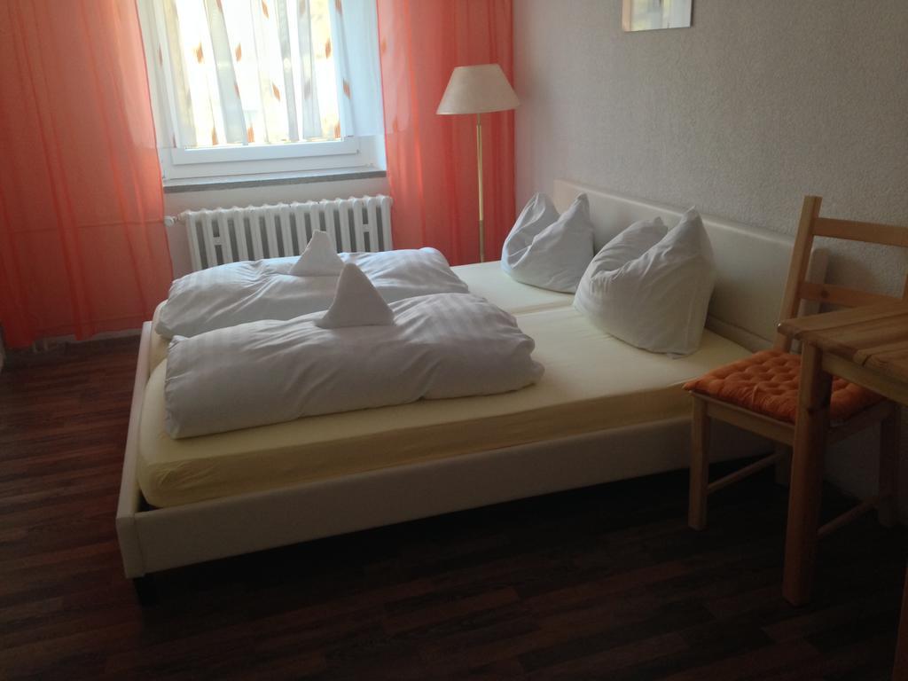 Hostel Im Osterzgebirge Altenberg  Exteriör bild